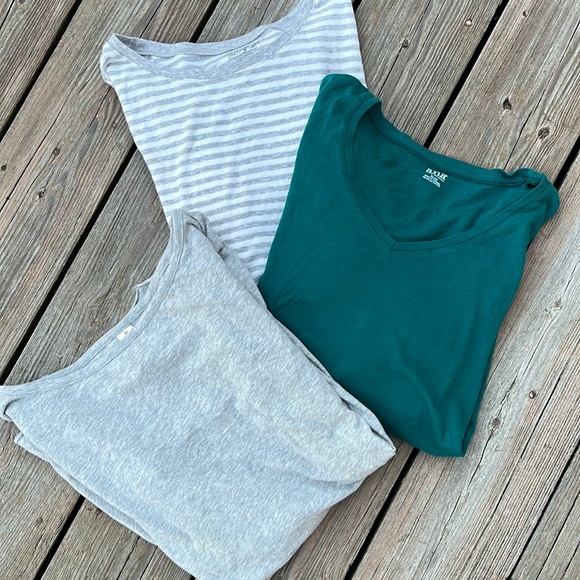 Three jerseys in bundle XL - Picture 1 of 12
